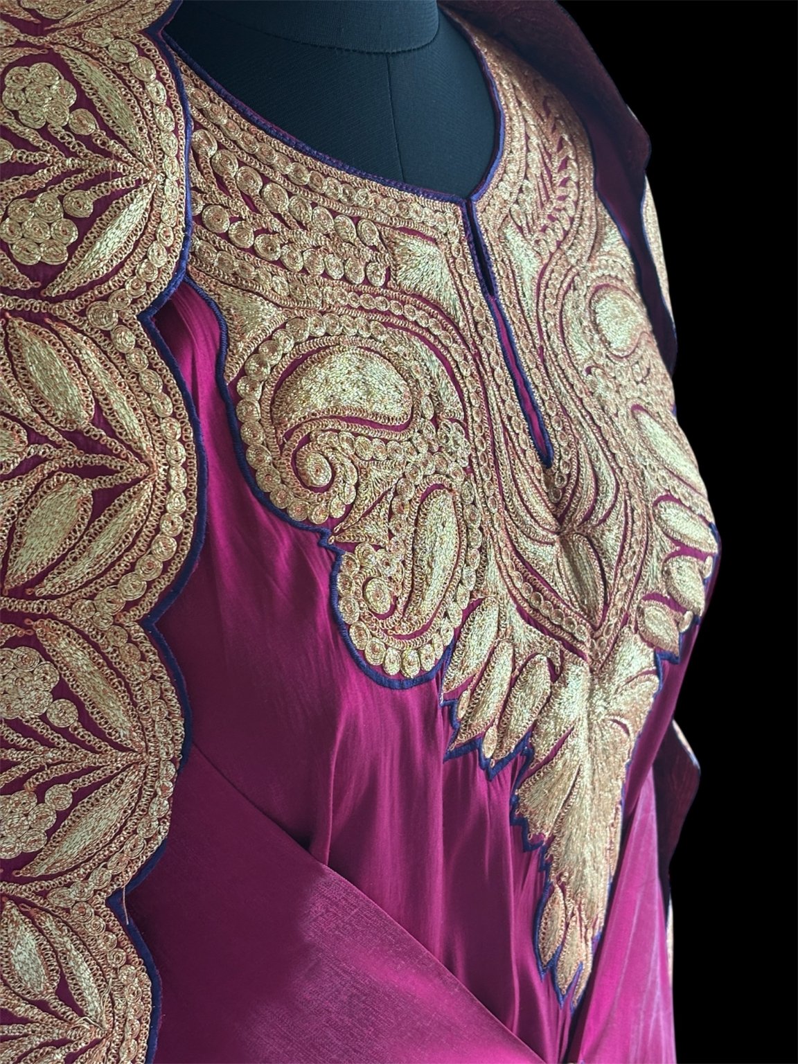 Botta Tilla Embroidered Dual Shine silk Pheran Set - Image 3