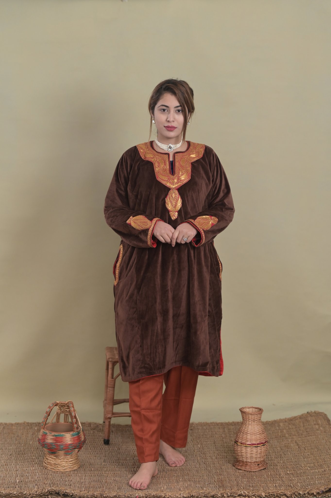 Cotton velvet Pheran with fine machine Tilla (Brown) - Image 3