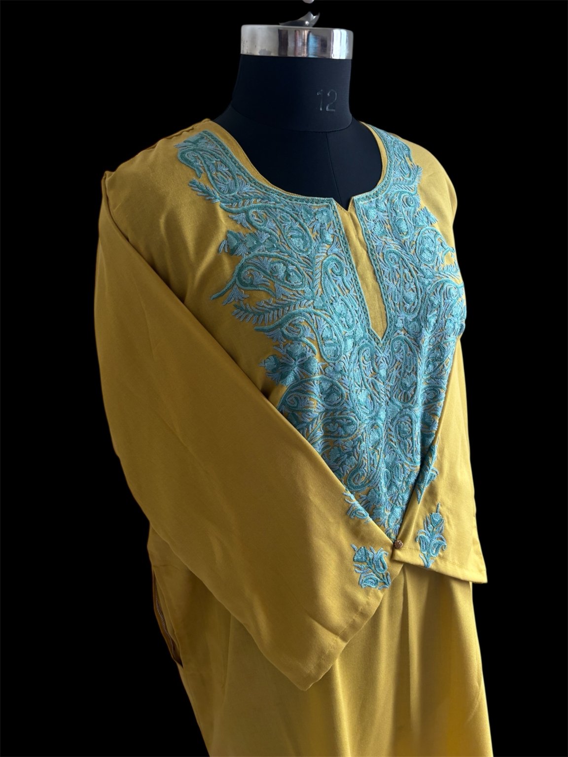 Hand crafted Aari co ord set - Image 3